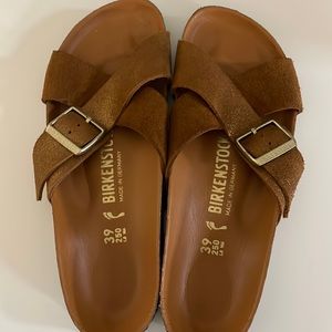 Birkenstocks/Sienna
